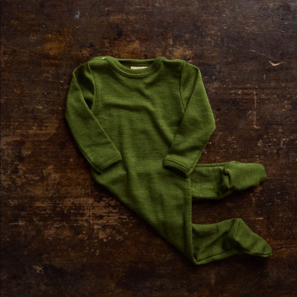 Kea Baby Pyjamas - Merino Wool & Silk - Moss 0-3m
